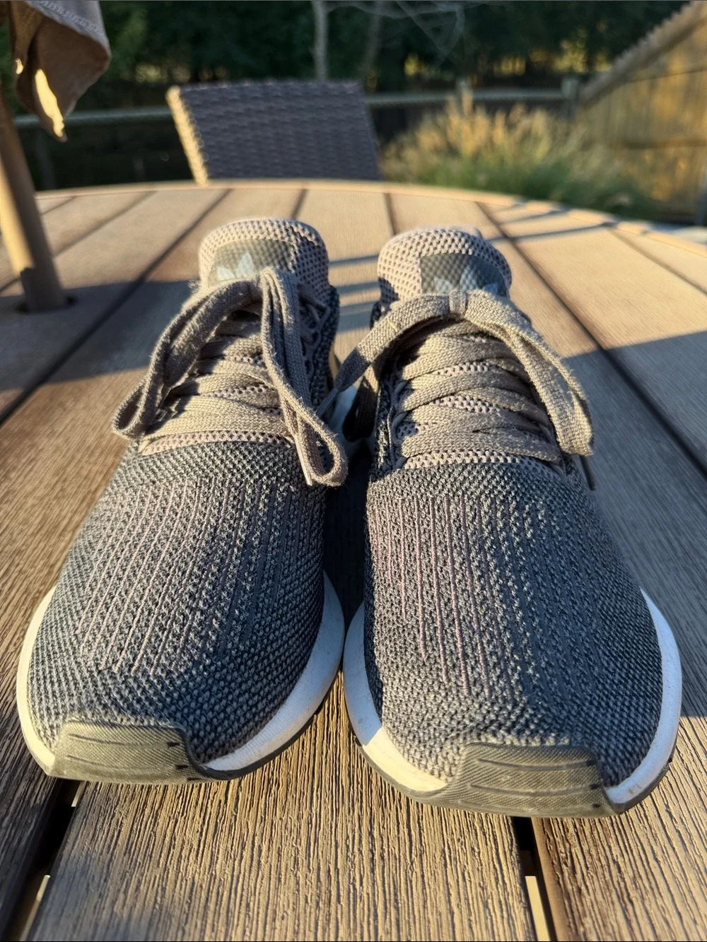 adidas Men’s Swift Run Dark Gray Knit Casual Sneakers White Sole 12